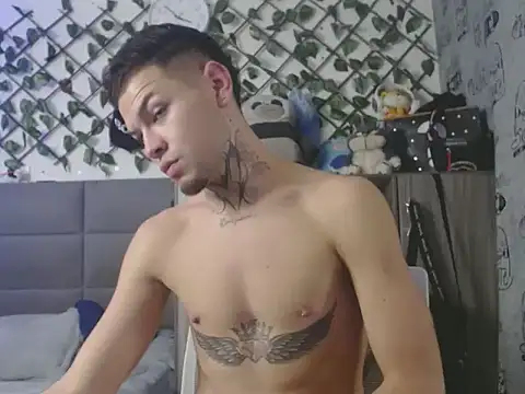 MarceloMilk online show from October 28, 2025, 10:30 am