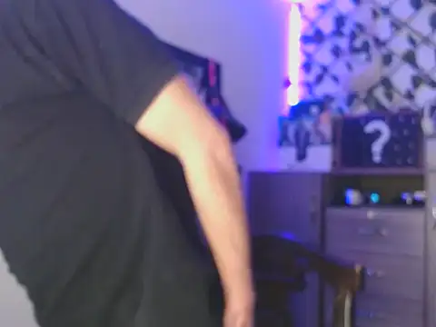 MarceloMilk online show from November 11, 2025, 5:07 am