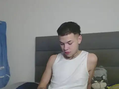 MarceloMilk online show from November 30, 2025, 2:04 am