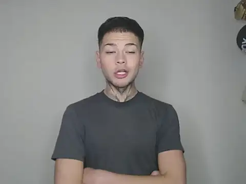 MarceloMilk online show from December 3, 2025, 5:22 pm