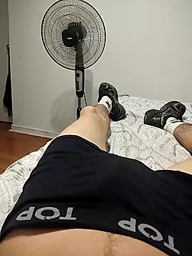 borisro online show from November 26, 2025, 3:18 am