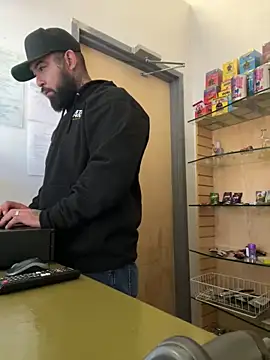 Snapshot of jr91esl chatting on January 31, 2025, 5:32 pm jr91esl online show from January 31, 2025, 5:32 pm