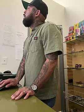 Snapshot of jr91esl chatting on February 7, 2025, 1:04 am jr91esl online show from February 7, 2025, 1:04 am