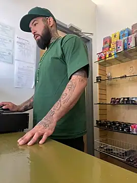 Snapshot of jr91esl chatting on February 11, 2025, 5:40 pm jr91esl online show from February 11, 2025, 5:40 pm