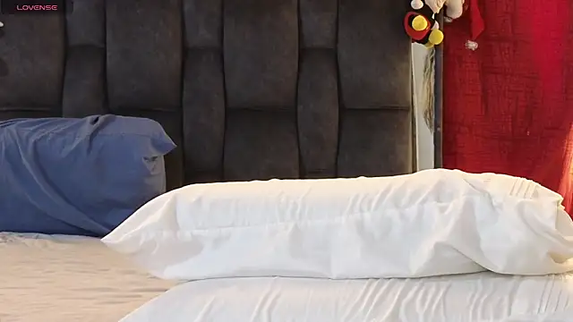 chloe vasquez710 online show from February 23, 2025, 9:05 pm