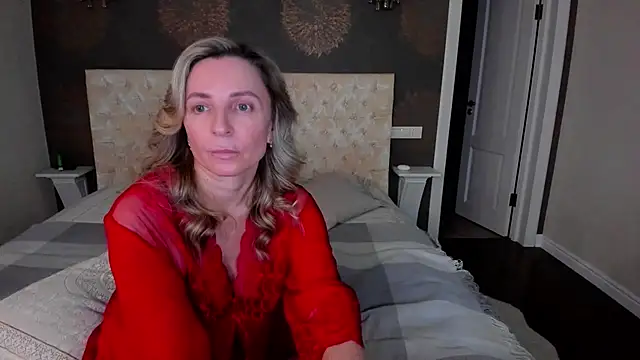 Snapshot of AllisonWilliams chatting on February 26, 2025, 6:11 pm AllisonWilliams online show from February 26, 2025, 6:11 pm