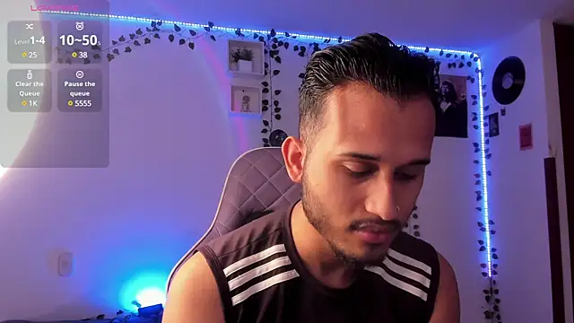 Raf brunette online show from February 27, 2025, 11:41 am