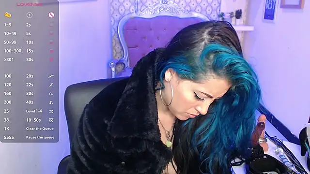 scarleth blue online show from February 11, 2025, 6:40 am