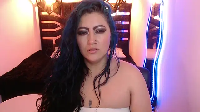 scarleth blue online show from March 19, 2026, 3:10 am