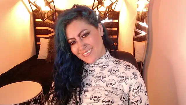 scarleth blue online show from March 25, 2026, 3:12 am