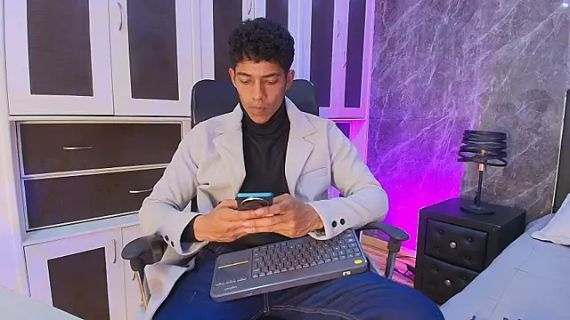 wagz online show from June 24, 2026, 8:52 pm