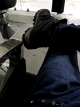 faaseel online show from October 11, 2025, 11:42 am