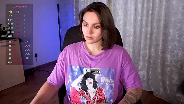 Snapshot of Hoot_owl_cb chatting on October 19, 2025, 4:02 am Hoot owl cb online show from October 19, 2025, 4:02 am