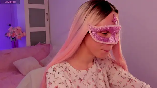 jeancolex online show from December 2, 2024, 8:30 am