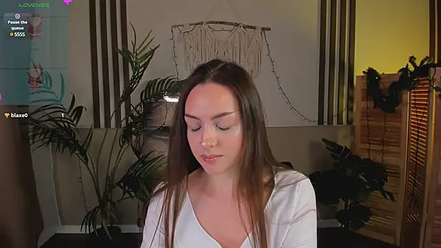 Snapshot of JanettaGrey chatting on January 8, 2025, 12:37 pm JanettaGrey online show from January 8, 2025, 12:37 pm