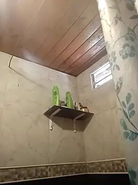 FlacoDani online show from February 16, 2026, 5:09 pm