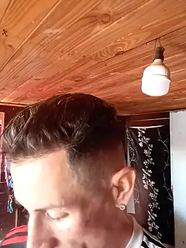 FlacoDani online show from March 11, 2026, 2:23 pm