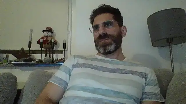 alcatraz009 online show from December 23, 2024, 8:57 pm