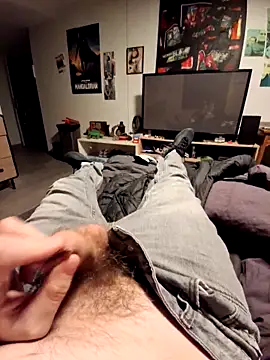 stev3w online show from October 17, 2025, 5:21 am