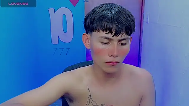 tanjiro cute online show from April 19, 2026, 4:01 am