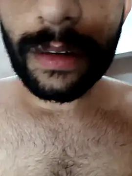 Vignesh3246 online show from January 8, 2026, 4:42 pm