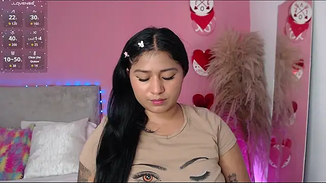 alinakiss online show from March 22, 2026, 11:52 pm