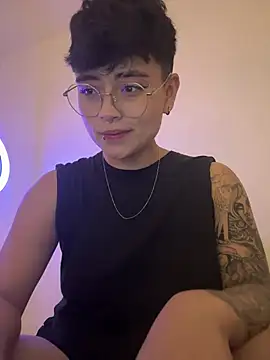 Snapshot of Chriss_gomez2 chatting on March 23, 2025, 4:38 am Chriss gomez2 online show from March 23, 2025, 4:38 am