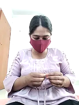 Magical Girl- online show from March 27, 2026, 4:40 am