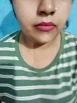 Snapshot of Love-Veronica chatting on August 2, 2026, 5:55 pm Love-Veronica online show from August 2, 2026, 5:55 pm