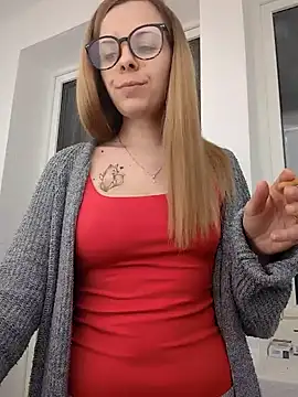 Snapshot of TerrasWildlife chatting on February 23, 2025, 9:55 am TerrasWildlife online show from February 23, 2025, 9:55 am