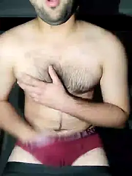 Snapshot of smartboy010101 chatting on December 12, 2024, 1:06 pm smartboy010101 online show from December 12, 2024, 1:06 pm