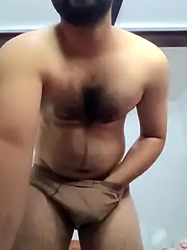 Snapshot of smartboy010101 chatting on December 22, 2024, 9:22 am smartboy010101 online show from December 22, 2024, 9:22 am