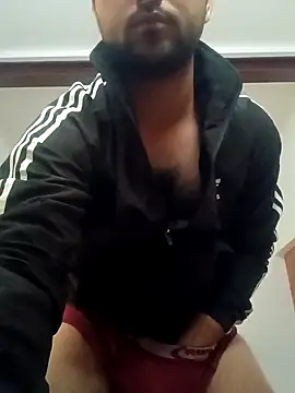 Snapshot of smartboy010101 chatting on January 8, 2025, 4:02 am smartboy010101 online show from January 8, 2025, 4:02 am