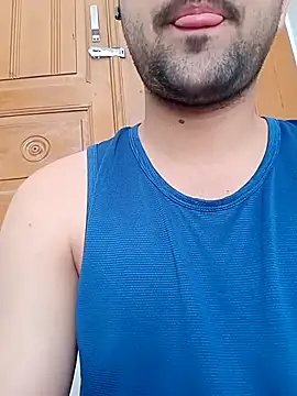 Snapshot of smartboy010101 chatting on October 10, 2025, 6:23 am smartboy010101 online show from October 10, 2025, 6:23 am