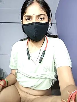 Amzing-Couple online show from September 30, 2025, 4:01 pm