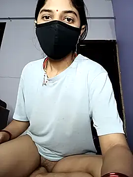 Amzing-Couple online show from October 16, 2025, 5:30 am