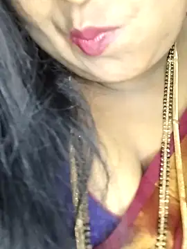 Sexy Radhikaa online show from March 8, 2026, 3:32 am
