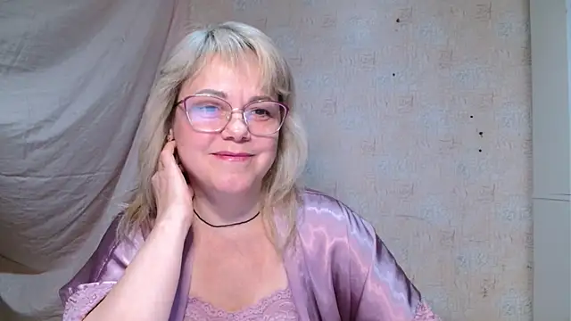 sweetsunset11 online show from January 10, 2026, 3:08 am