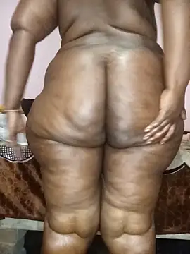 Snapshot of Sweetblackassxxx505 chatting on September 23, 2025, 10:46 pm Sweetblackassxxx505 online show from September 23, 2025, 10:46 pm