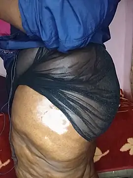 Snapshot of Sweetblackassxxx505 chatting on July 3, 2026, 9:21 pm Sweetblackassxxx505 online show from July 3, 2026, 9:21 pm