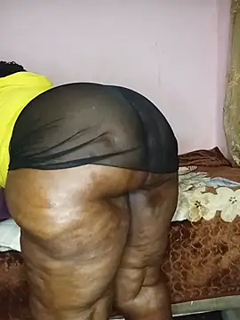 Snapshot of Sweetblackassxxx505 chatting on July 4, 2026, 9:54 pm Sweetblackassxxx505 online show from July 4, 2026, 9:54 pm