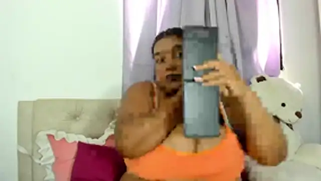 macarenaawills online show from April 10, 2026, 4:23 pm