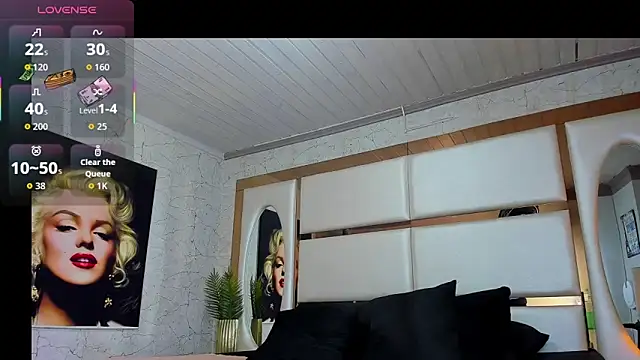 Snapshot of Pandora_Rey2 chatting on September 16, 2025, 2:18 pm Pandora Rey2 online show from September 16, 2025, 2:18 pm