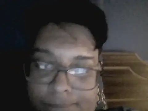 fandelosculos123 online show from March 16, 2026, 4:07 am