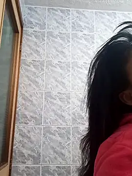 Naomy veracruz  online show from January 8, 2026, 10:06 am