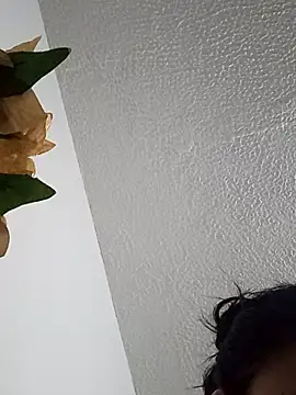 Naomy veracruz  online show from February 16, 2026, 10:22 am