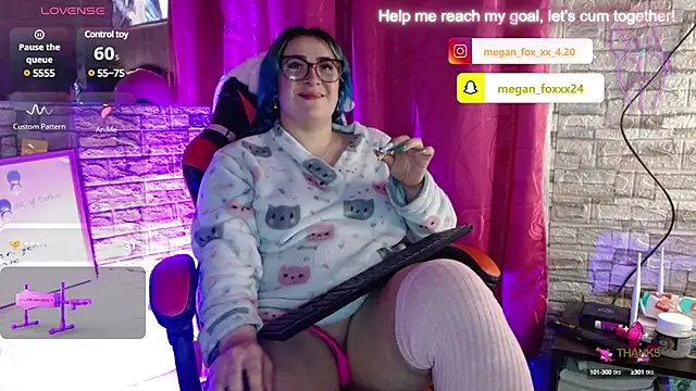 Meg4n 420 online show from March 5, 2025, 7:49 am