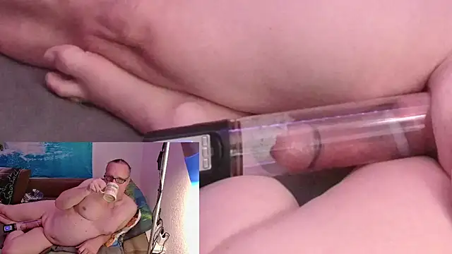 Manfred1012 online show from October 13, 2025, 3:39 am