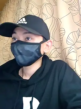 keigo-666 online show from February 15, 2025, 6:55 am