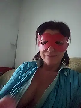 Snapshot of Vagabondainnamorata chatting on March 1, 2025, 4:11 pm Vagabondainnamorata online show from March 1, 2025, 4:11 pm